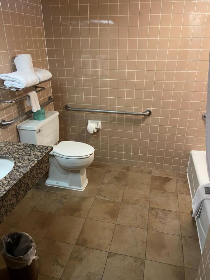 Hotel Lotus Kansas City Merriam Luaran gambar