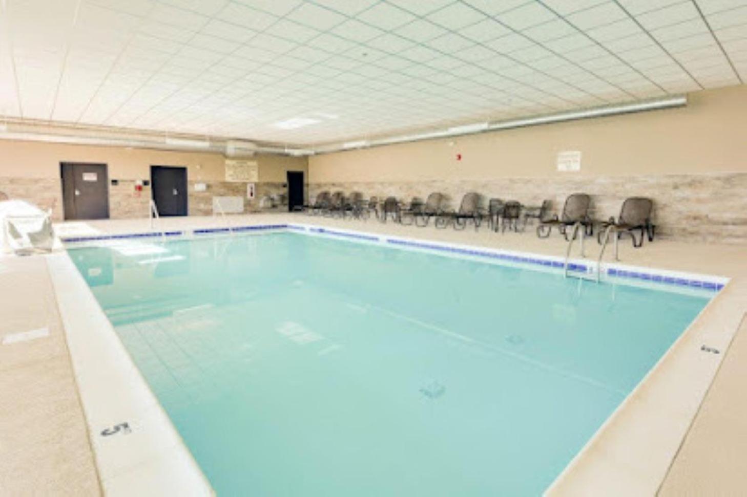 Hotel Lotus Kansas City Merriam Luaran gambar